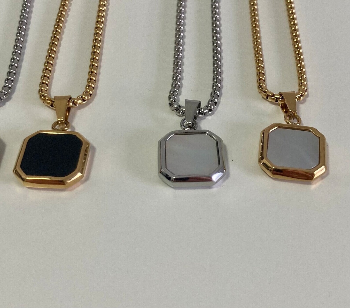 Kette mit Anhänger