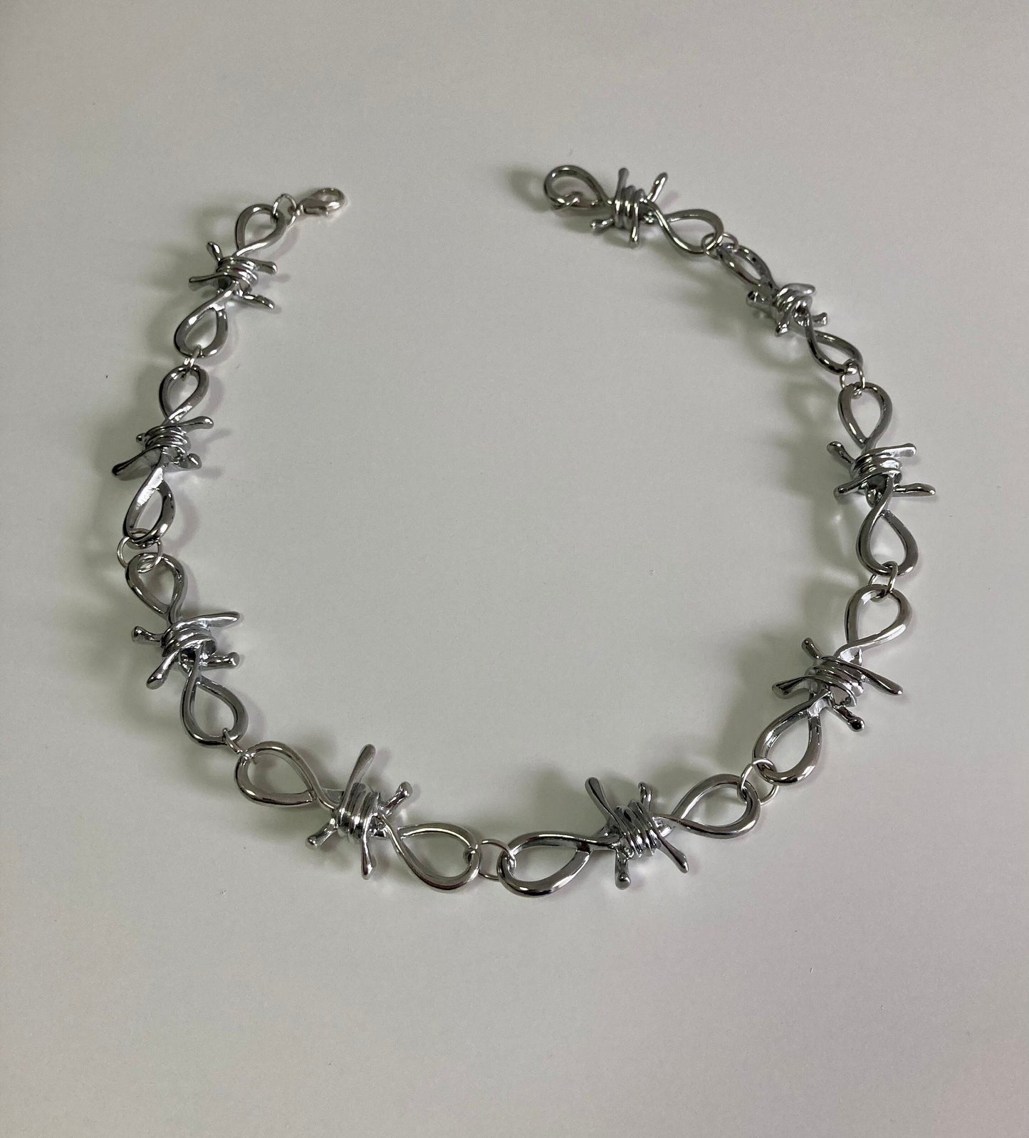 Stacheldraht Kette