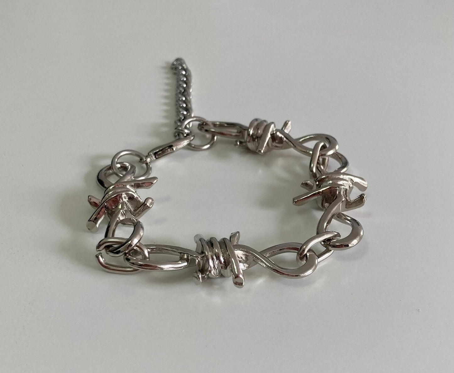 Stacheldraht Armband